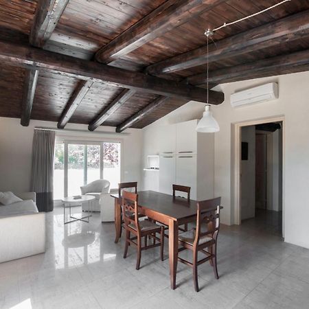 Liscia Country Relais Guest House Sant'Antonio di Gallura Bagian luar foto