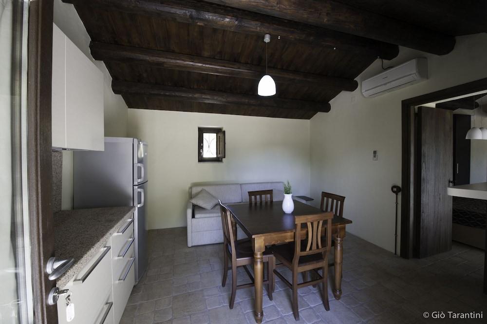 Liscia Country Relais Guest House Sant'Antonio di Gallura Bagian luar foto