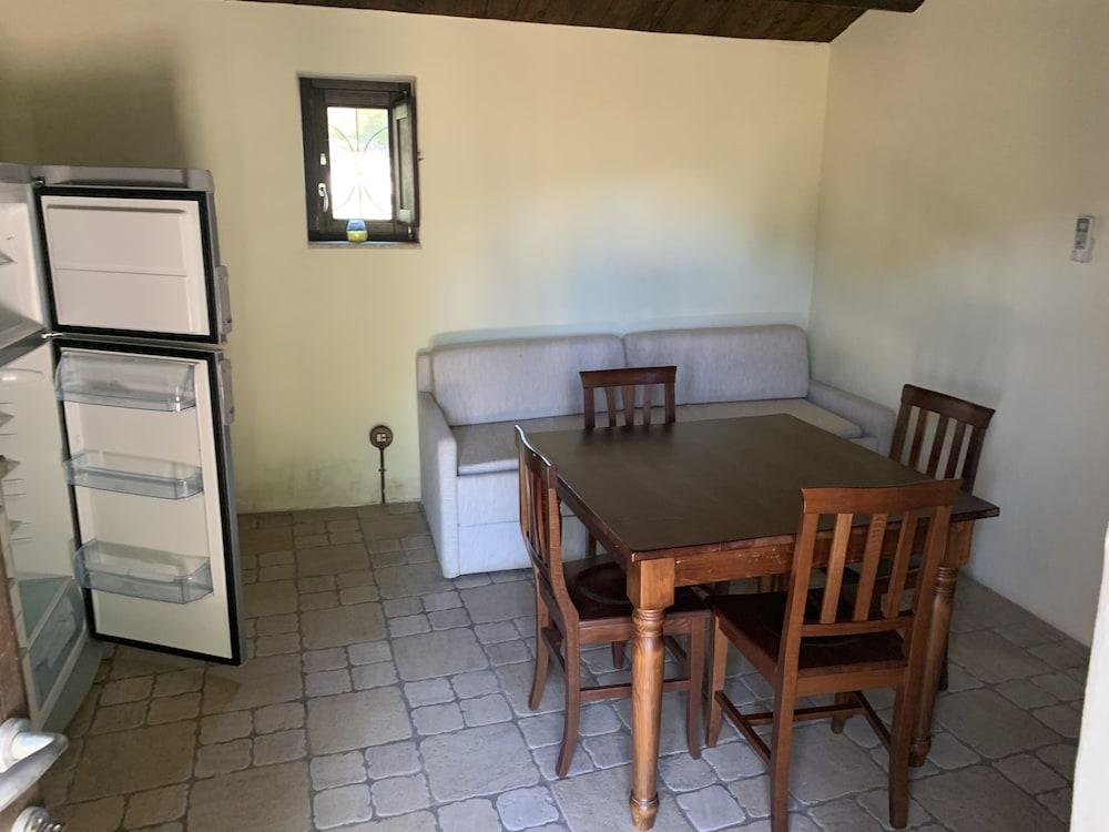 Liscia Country Relais Guest House Sant'Antonio di Gallura Bagian luar foto