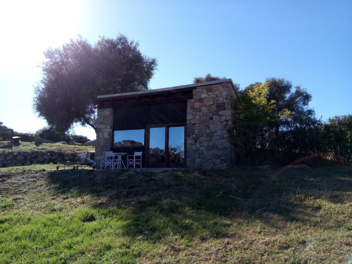 Liscia Country Relais Guest House Sant'Antonio di Gallura Bagian luar foto