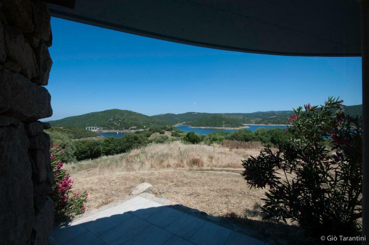 Liscia Country Relais Guest House Sant'Antonio di Gallura Bagian luar foto